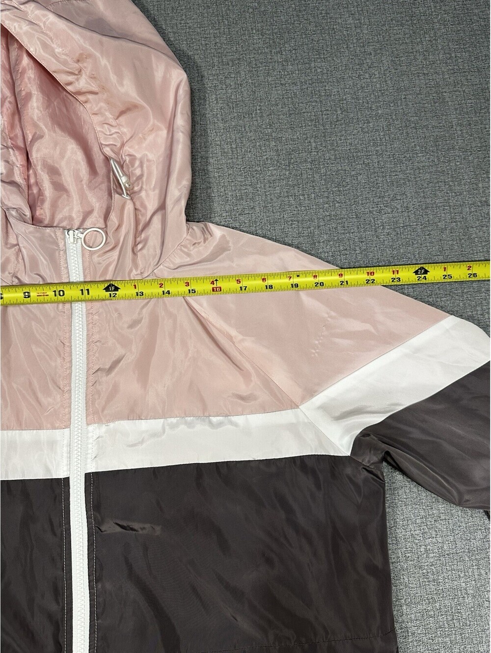 Maurices Colorblock Size M Windbreaker Jacket Pink White Gray Hooded Full Zip - Picture 10 of 14